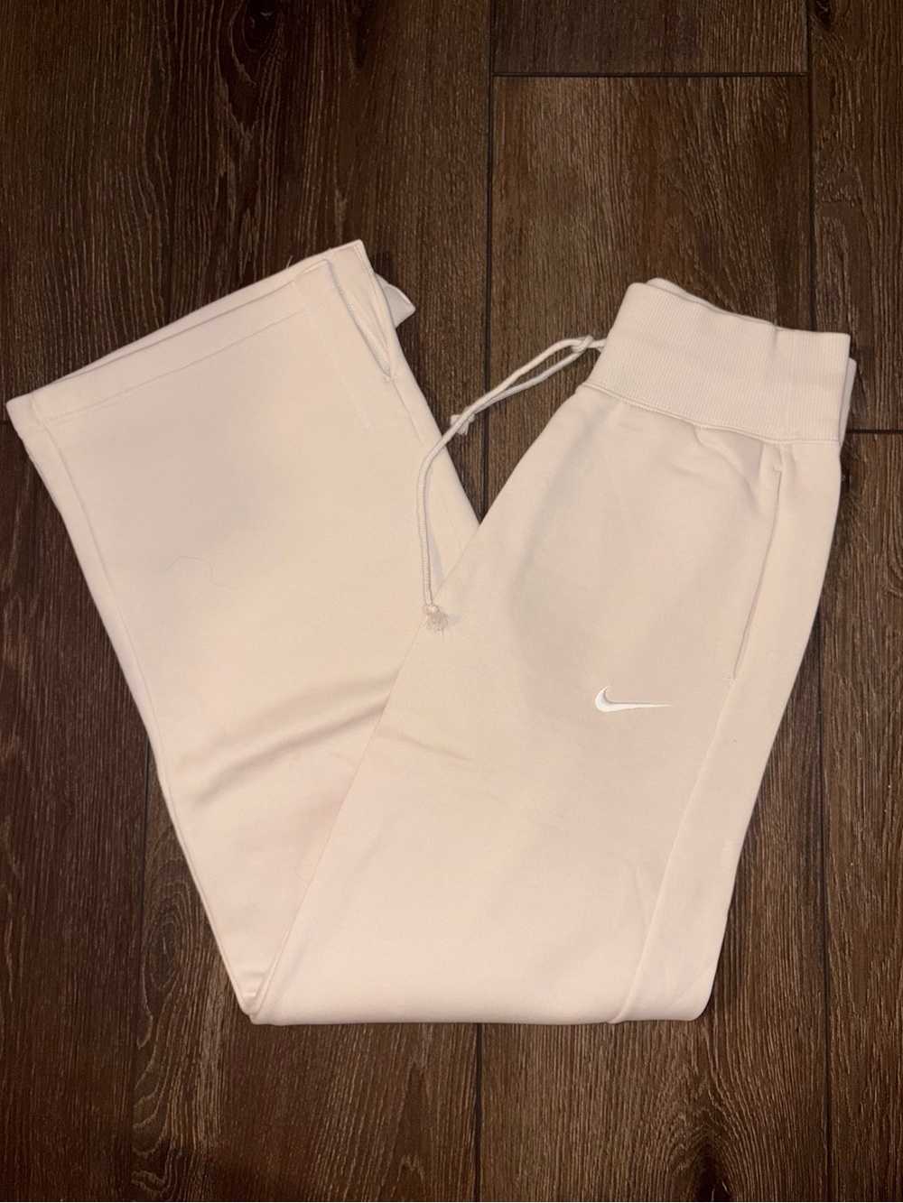 NWOT Nike Phoenix Fleece Oversized Wide Leg Sweatpants!